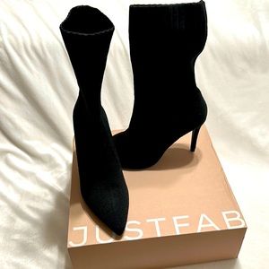Black boot size 10 brand Just Fab